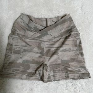Alphalete Surface Power Short